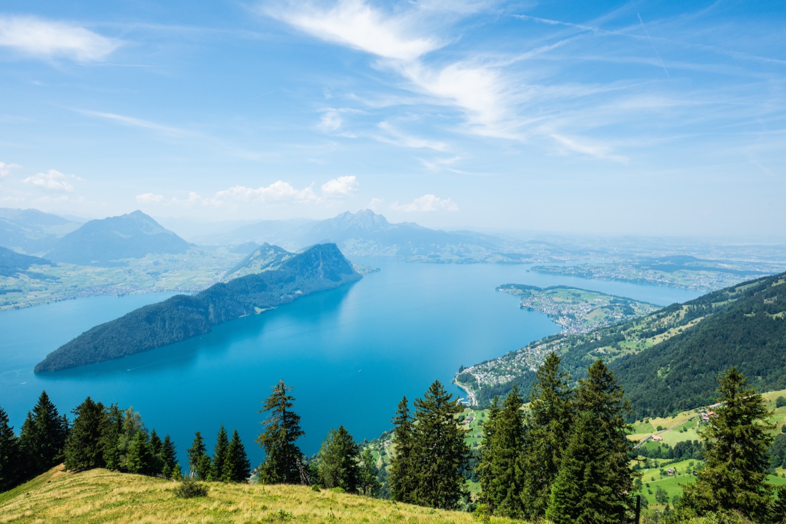 Alpine panorama above Lake Lucerne